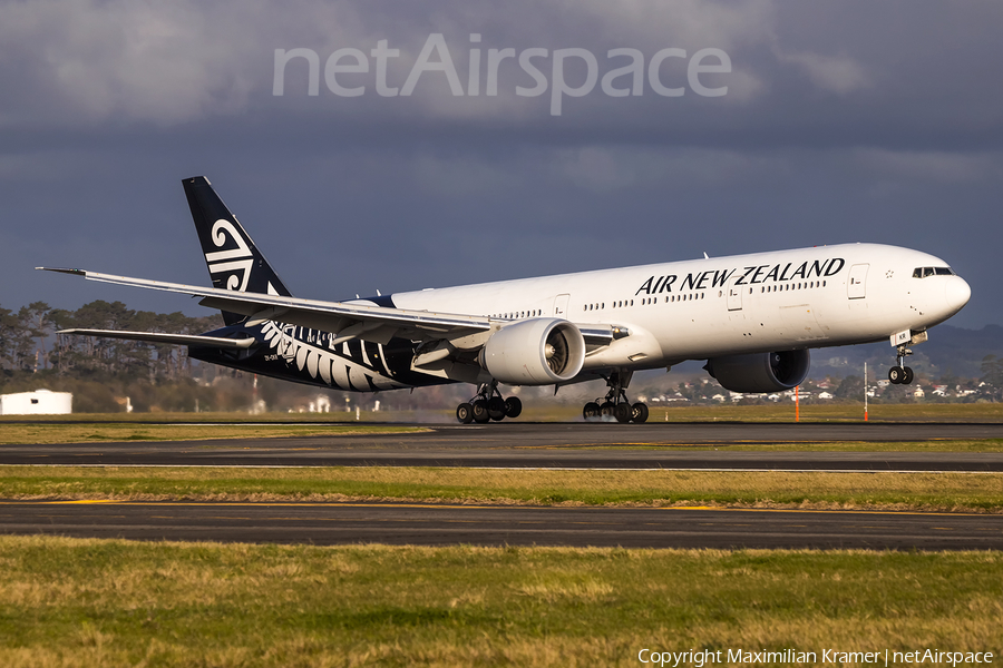 Air New Zealand Boeing 777-319(ER) (ZK-OKR) | Photo 391975