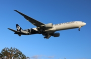 Air New Zealand Boeing 777-319(ER) (ZK-OKR) at  Los Angeles - International, United States