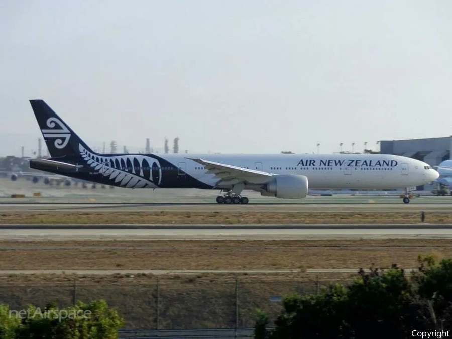 Air New Zealand Boeing 777-319(ER) (ZK-OKS) | Photo 58545