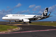 Air New Zealand Airbus A320-232 (ZK-OXA) at  Auckland - International, New Zealand