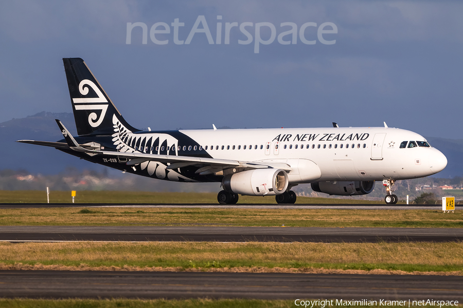 Air New Zealand Airbus A320-232 (ZK-OXB) | Photo 391868