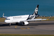 Air New Zealand Airbus A320-232 (ZK-OXF) at  Wellington - International, New Zealand