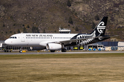 Air New Zealand Airbus A320-232 (ZK-OXJ) at  Queenstown, New Zealand