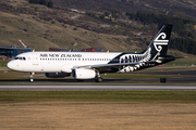 Air New Zealand Airbus A320-232 (ZK-OXJ) at  Queenstown, New Zealand
