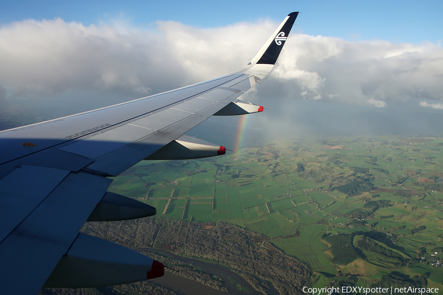 Air New Zealand Airbus A320-232 (ZK-OXM) | Photo 289344