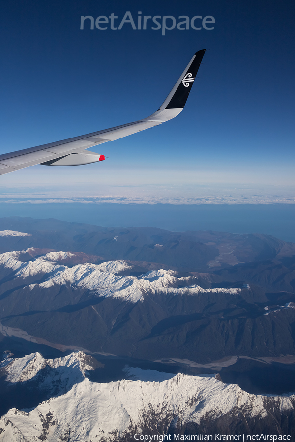 Air New Zealand Airbus A320-232 (ZK-OXM) | Photo 391743
