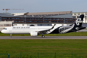 Air New Zealand Airbus A321-271NX (ZK-OYA) at  Hamburg - Finkenwerder, Germany