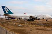 Air New Zealand Boeing 747-475 (ZK-SUH) at  Victorville - Southern California Logistics, United States