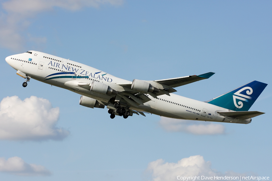 Air New Zealand Boeing 747-441 (ZK-SUI) | Photo 3658