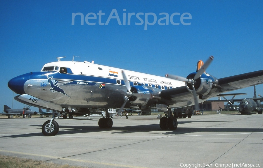 South African Airways (Historic Flight) Douglas DC-4-1009 (ZS-AUB) | Photo 368012