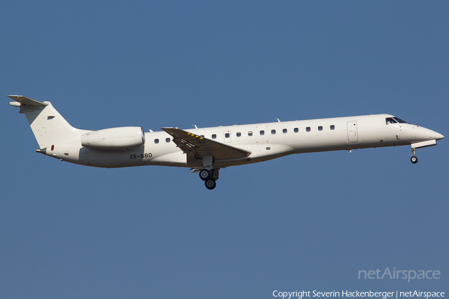 Solenta Aviation Embraer ERJ-145LU (ZS-BBD) | Photo 198511