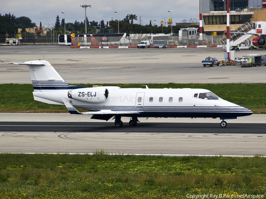 (Private) Learjet 55 (ZS-ELJ) | Photo 42399