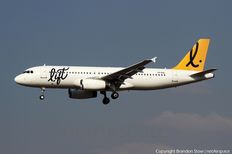 Lift Airbus A320-231 (ZS-GAL) | Photo 469254