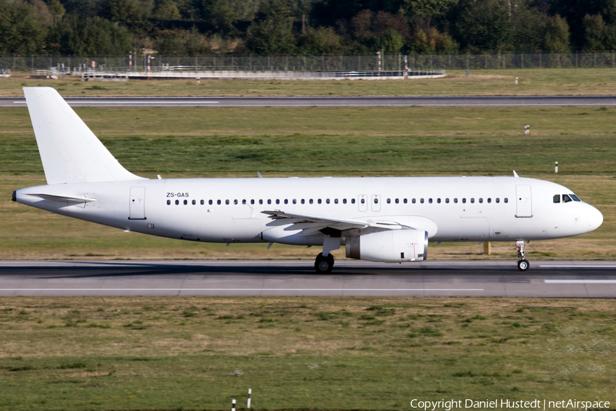 Global Aviation Airbus A320-231 (ZS-GAS) | Photo 525533