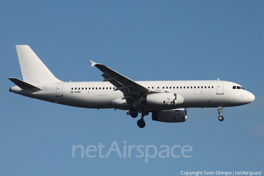 Global Aviation Airbus A320-231 (ZS-GAW) | Photo 181478