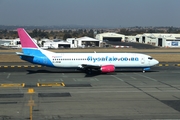 FlySafair Boeing 737-490 (ZS-JRM) at  Lanseria International, South Africa