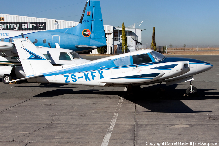 (Private) Piper PA-30 Twin Comanche (ZS-KFX) | Photo 517690