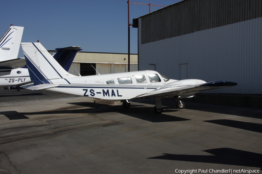 (Private) Piper PA-34-200T Seneca II (ZS-MAL) | Photo 100049