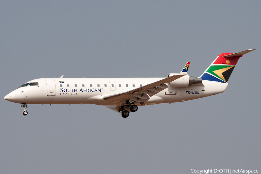 South African Express Bombardier CRJ-200ER (ZS-NMK) | Photo 205443