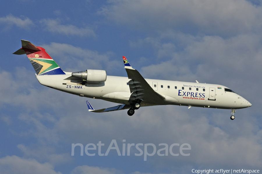 South African Express Bombardier CRJ-200ER (ZS-NMK) | Photo 599938