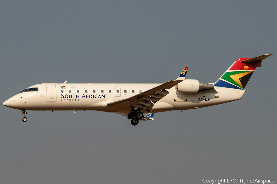 South African Express Bombardier CRJ-200ER (ZS-NML) | Photo 203331