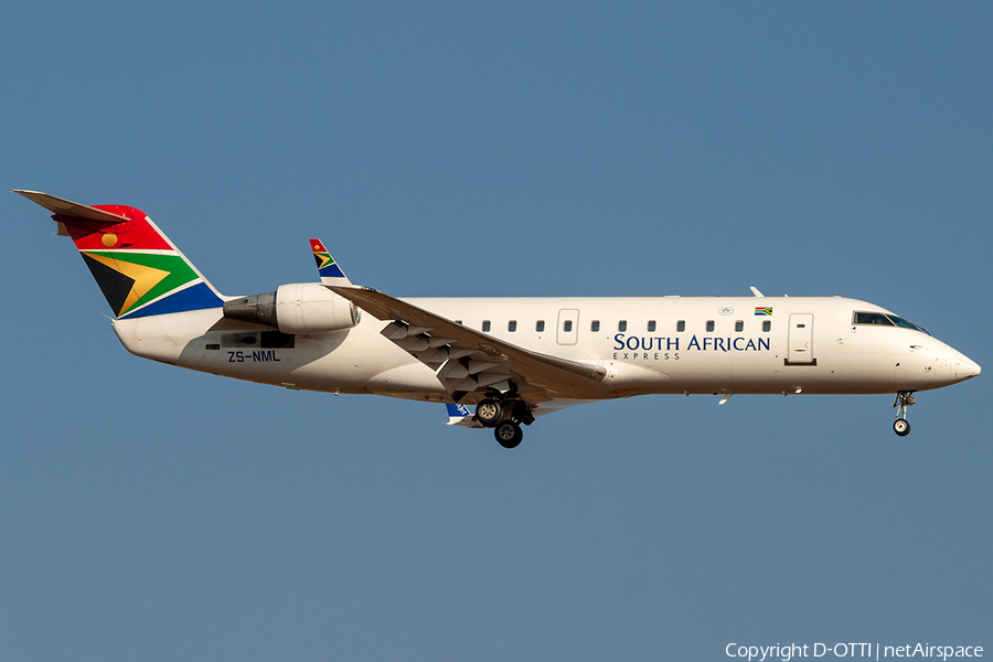 South African Express Bombardier CRJ-200ER (ZS-NML) | Photo 203773