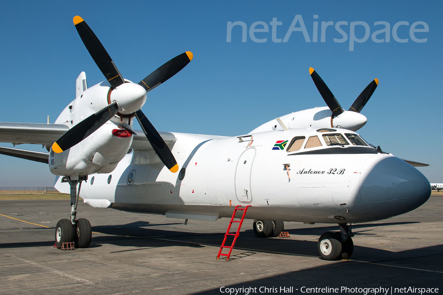 (Private) Antonov An-32B (ZS-OWX) | Photo 118251