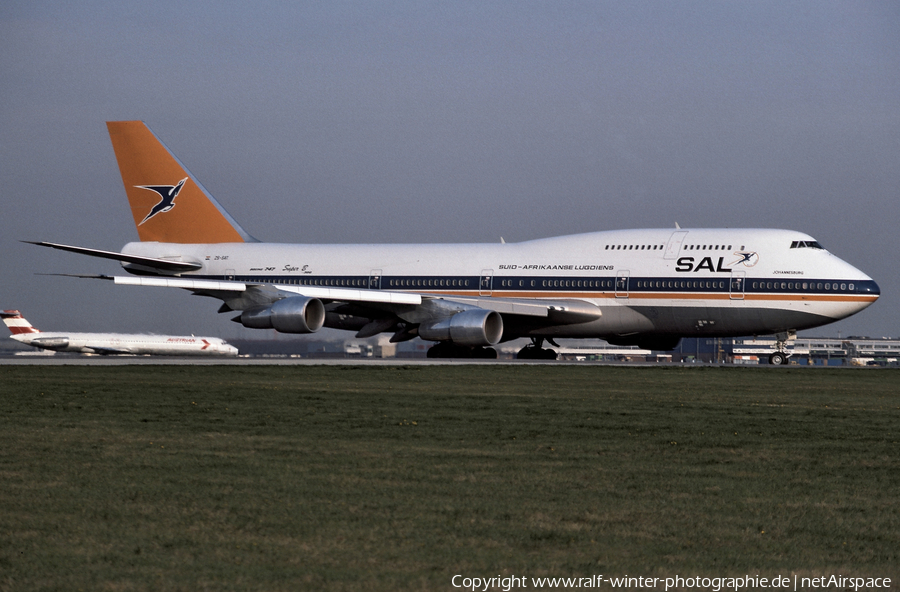 South African Airways Boeing 747-344 (ZS-SAT) | Photo 522817