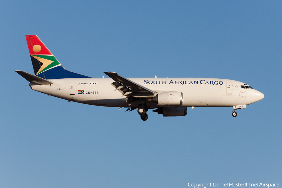 South African Cargo Boeing 737-3Y0(SF) (ZS-SBA) | Photo 445374