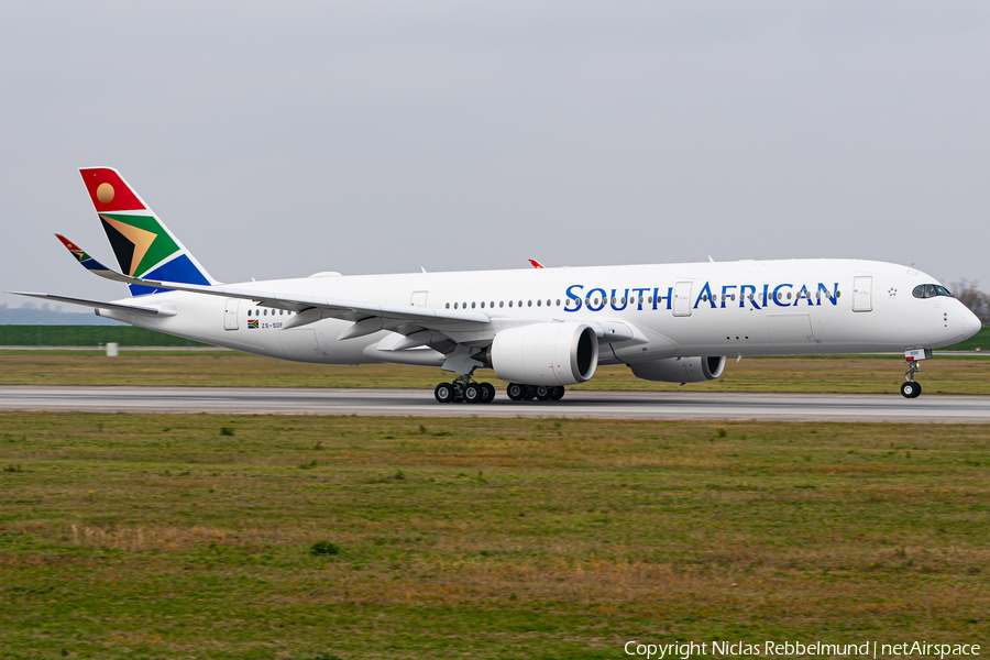 South African Airways Airbus A350-941 (ZS-SDE) | Photo 359875