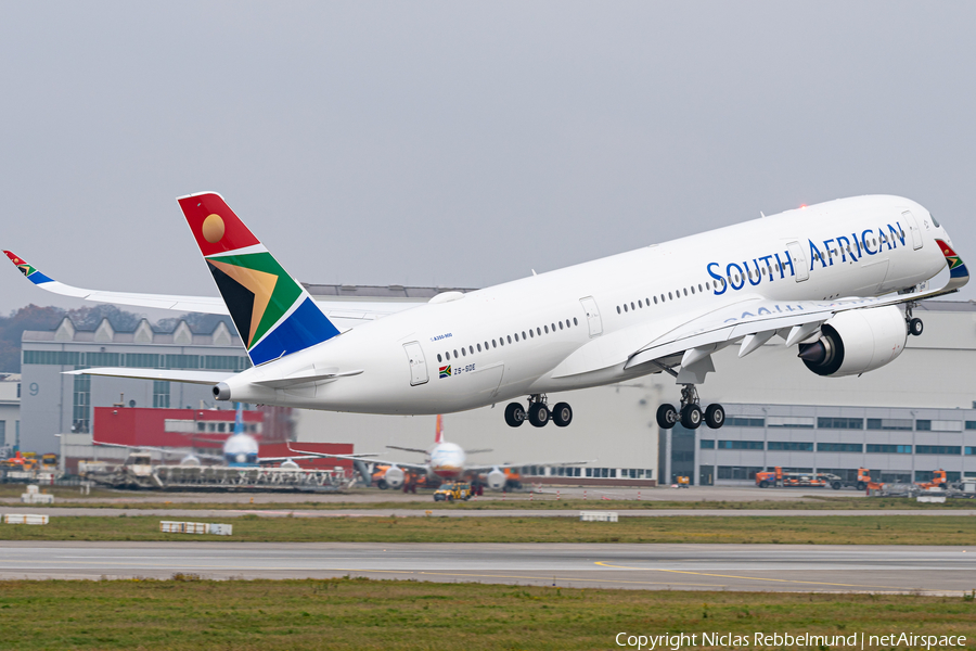 South African Airways Airbus A350-941 (ZS-SDE) | Photo 359876