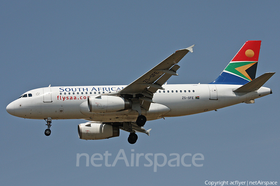 South African Airways Airbus A319-131 (ZS-SFE) | Photo 400281