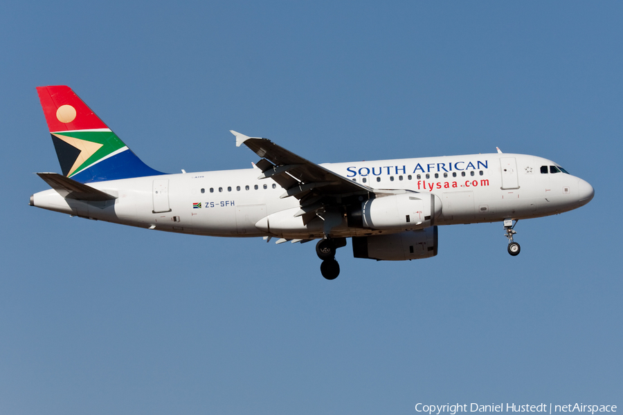 South African Airways Airbus A319-131 (ZS-SFH) | Photo 425914