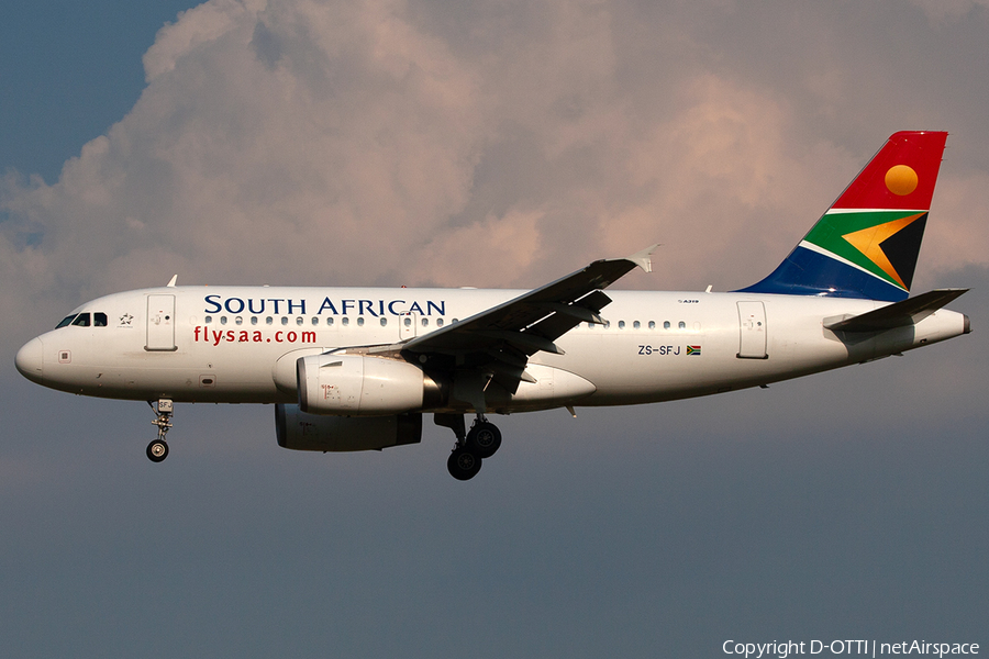 South African Airways Airbus A319-131 (ZS-SFJ) | Photo 248166