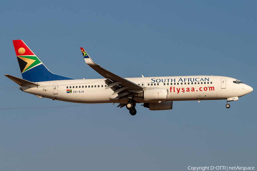 South African Airways Boeing 737-8S3 (ZS-SJA) | Photo 203774