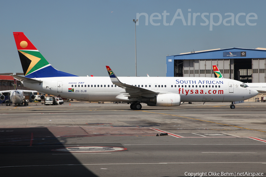 South African Airways Boeing 737-8S3 (ZS-SJB) | Photo 75764