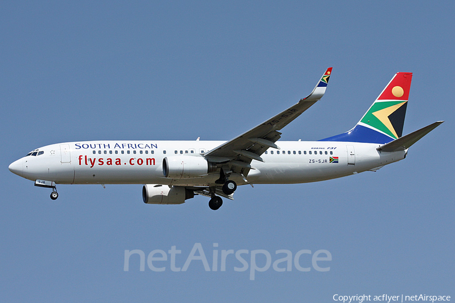 South African Airways Boeing 737-844 (ZS-SJR) | Photo 400292