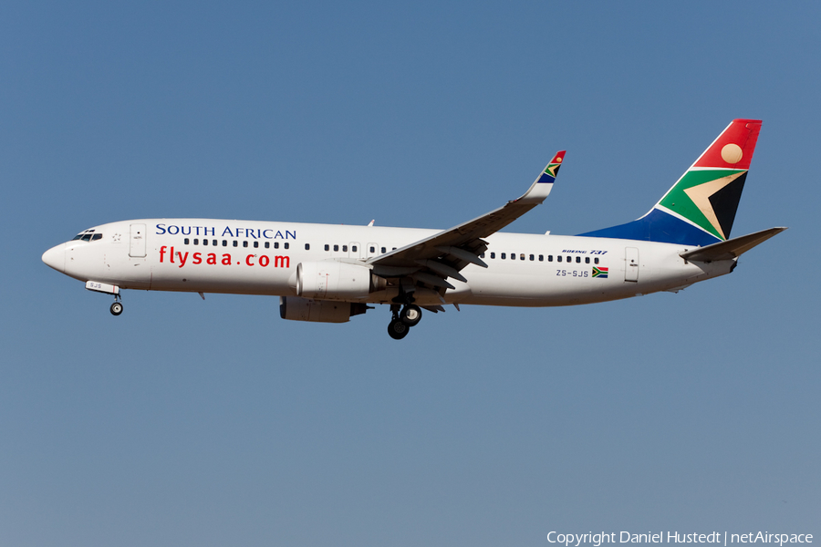 South African Airways Boeing 737-844 (ZS-SJS) | Photo 444178