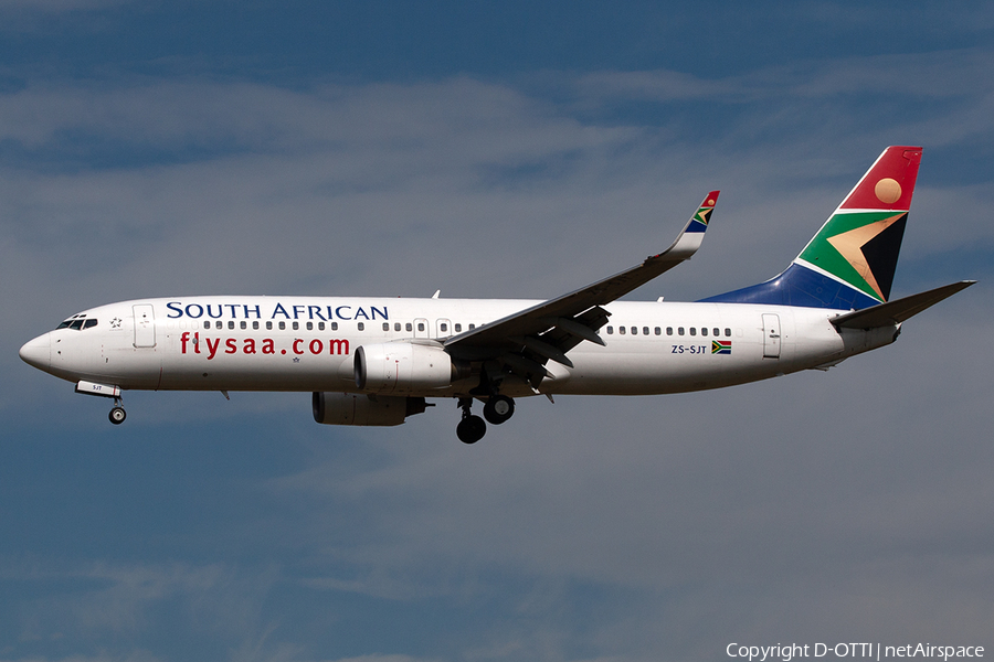 South African Airways Boeing 737-844 (ZS-SJT) | Photo 245371