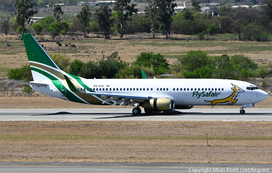 FlySafair Boeing 737-844 (ZS-SJU) | Photo 602309
