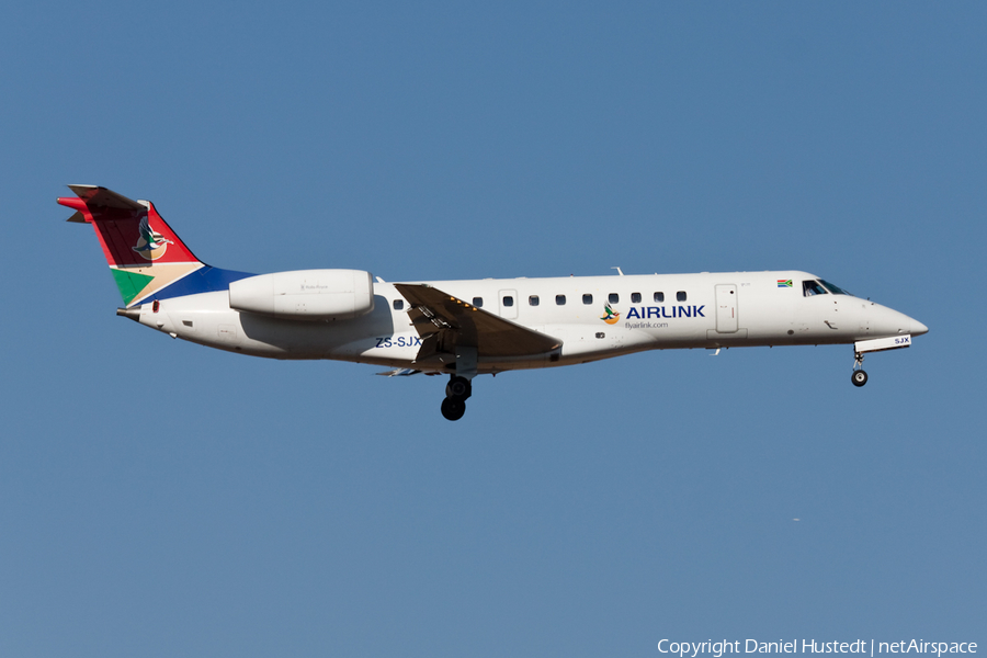Airlink Embraer ERJ-135ER (ZS-SJX) | Photo 425932