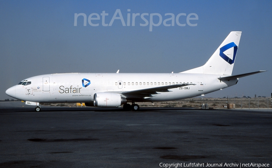 Safair Boeing 737-3Y0(QC) (ZS-SMJ) | Photo 411979