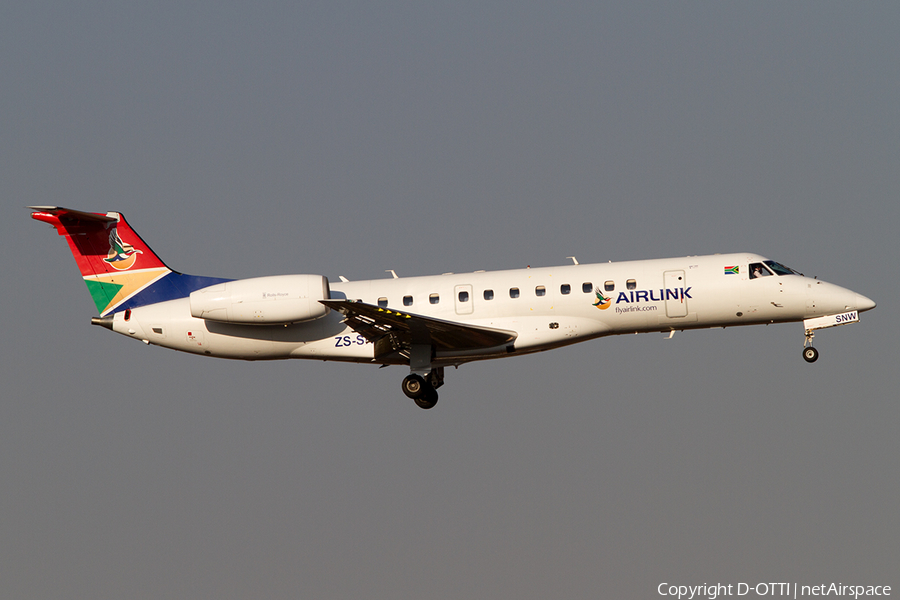 Airlink Embraer ERJ-135LR (ZS-SNW) | Photo 501008