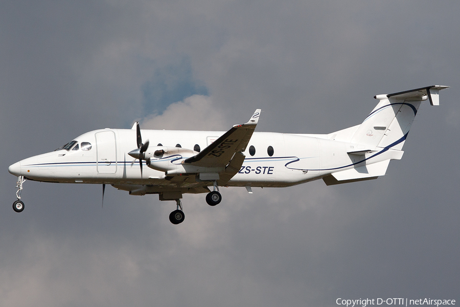 Federal Air Beech 1900D (ZS-STE) | Photo 245381