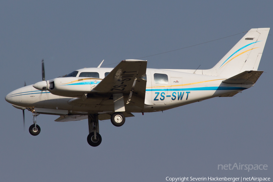 (Private) Piper PA-31-350 Navajo Panther (ZS-SWT) | Photo 198562