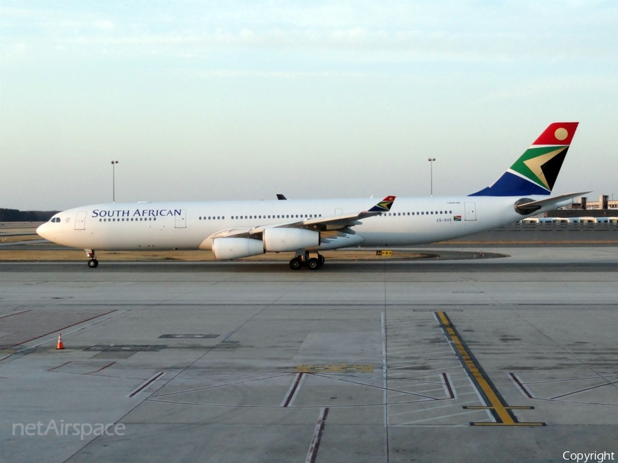 South African Airways Airbus A340-313E (ZS-SXE) | Photo 76818