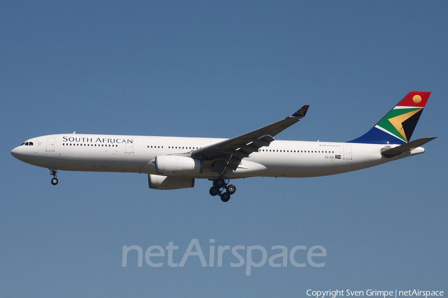 South African Airways Airbus A330-343 (ZS-SXI) | Photo 246910