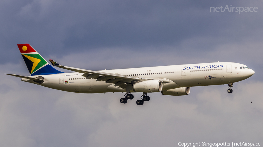 South African Airways Airbus A330-343E (ZS-SXL) | Photo 330300