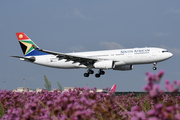 South African Airways Airbus A330-243 (ZS-SXV) at  Johannesburg - O.R.Tambo International, South Africa