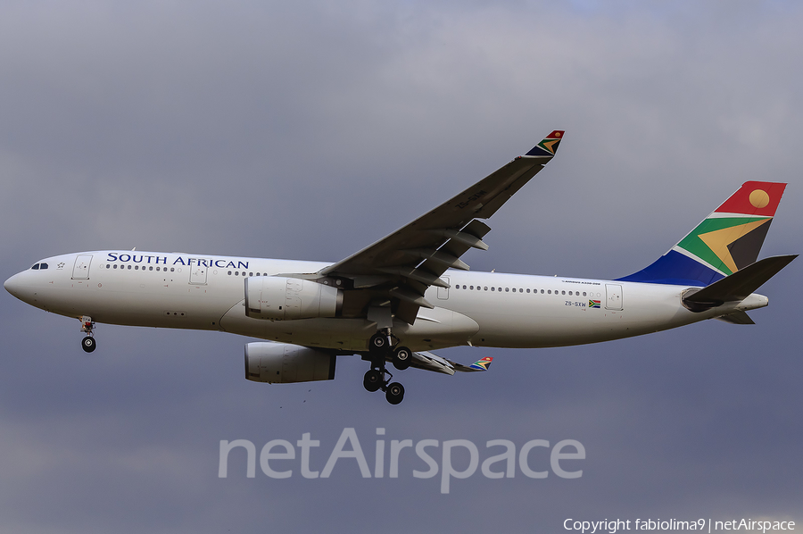 South African Airways Airbus A330-243 (ZS-SXW) | Photo 550826